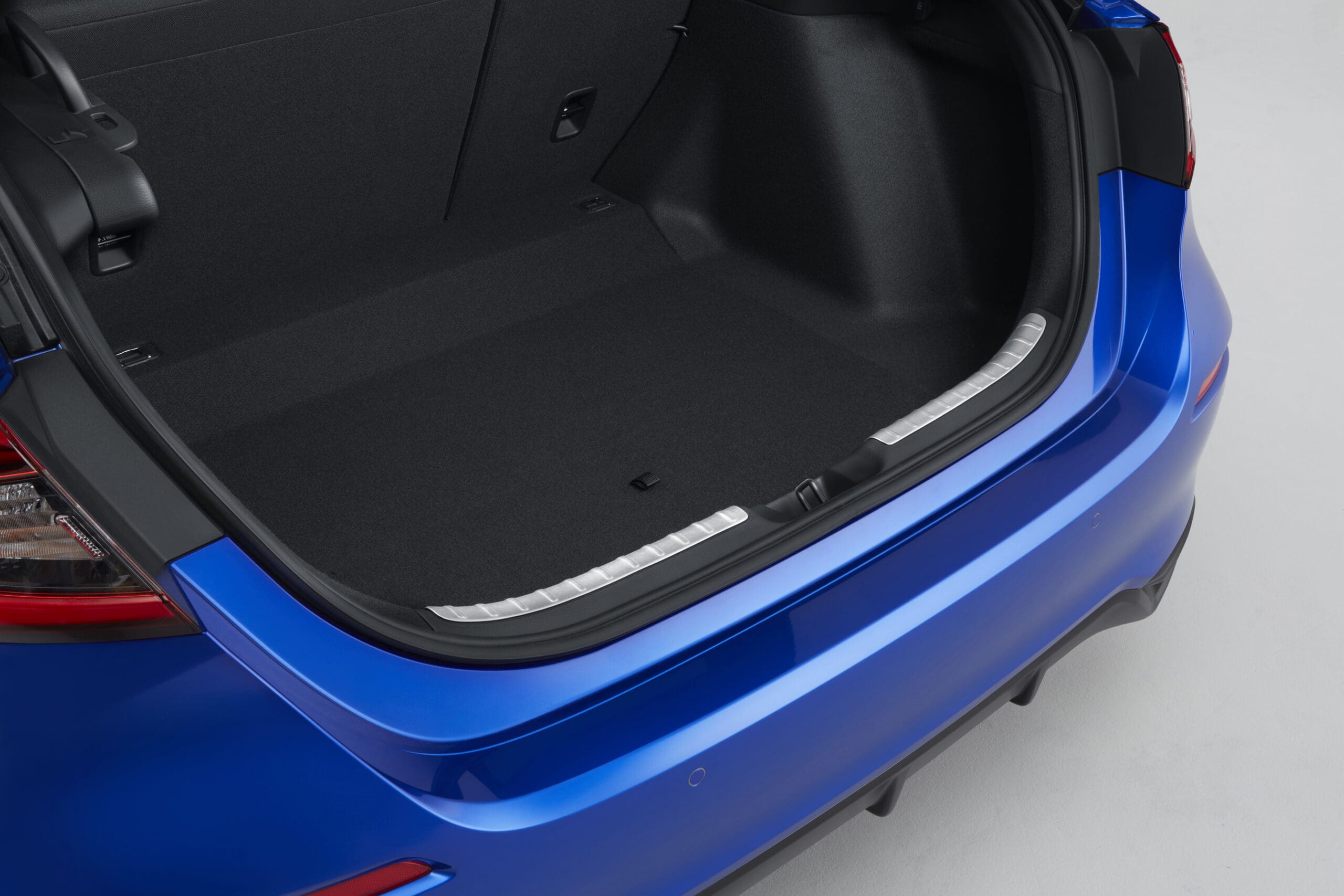 2023-civic-boot-sill-decorations-08f07-t50-600-scaled