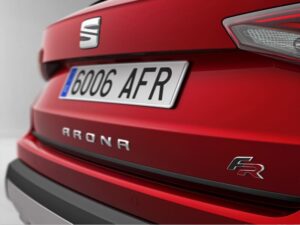 Genuine SEAT Arona Piano Black Tailgate Boot Moulding 2017 Onwards